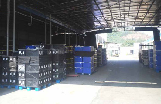 準(zhǔn)備裝車(chē)的運(yùn)輸貨物